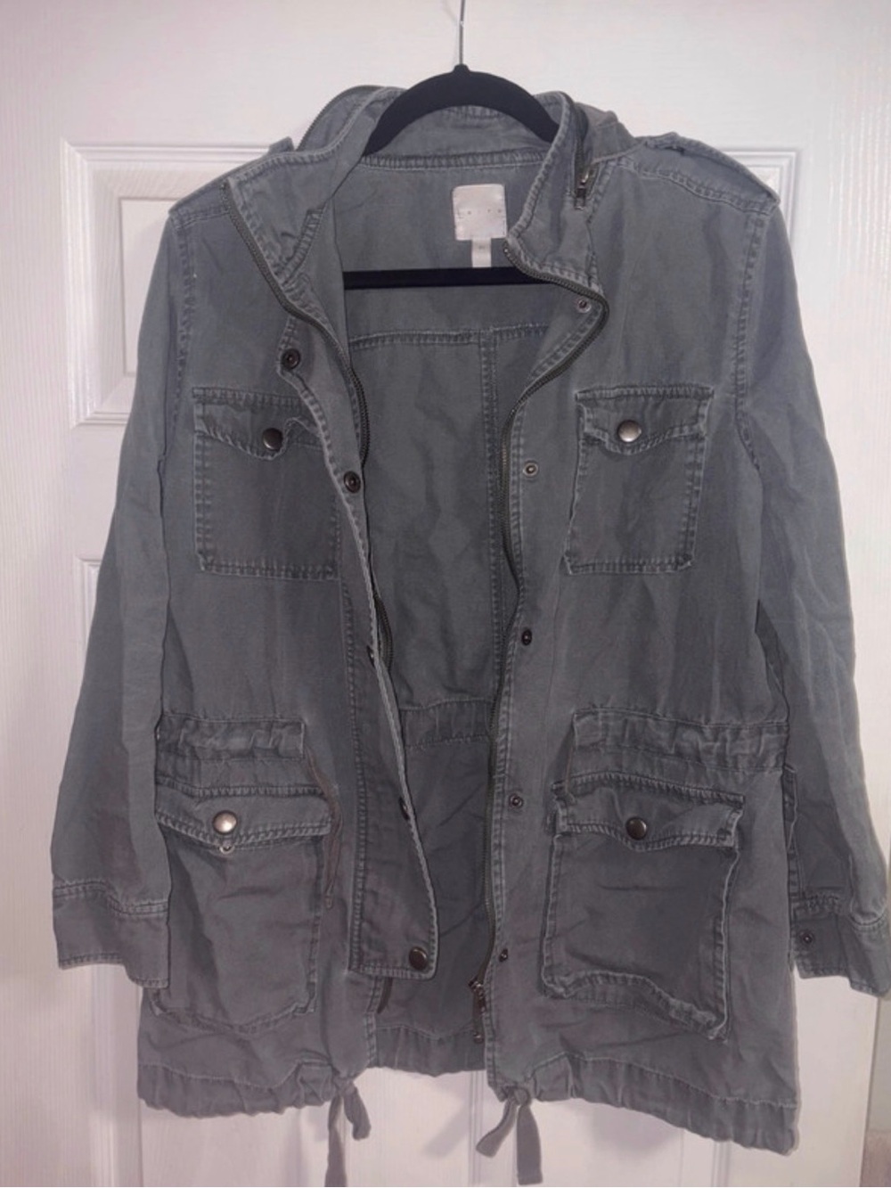 Leith Light Gray Utility Jacket with Front Pockets